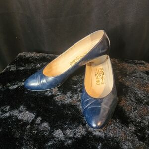 Vintage Salvatore Ferragamo Blue Leather Size 8 No Slip Slip on Shoes